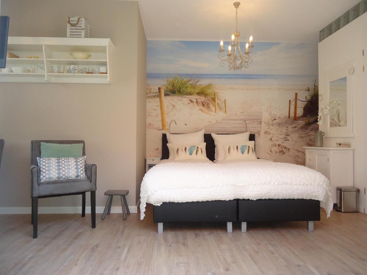 Bed & Breakfast Zeeduinsepoort Met Sauna Оосткапелл Экстерьер фото